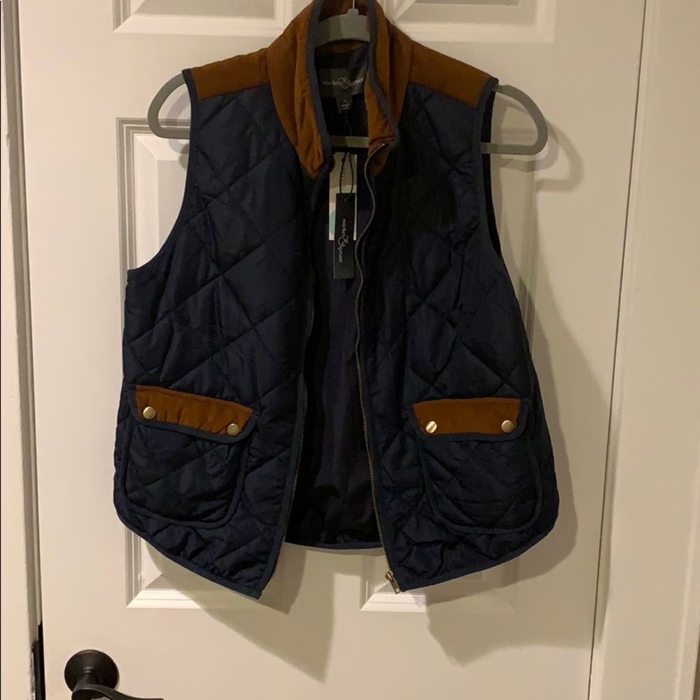 Market & Spruce Corduroy Trim Puffer Vest